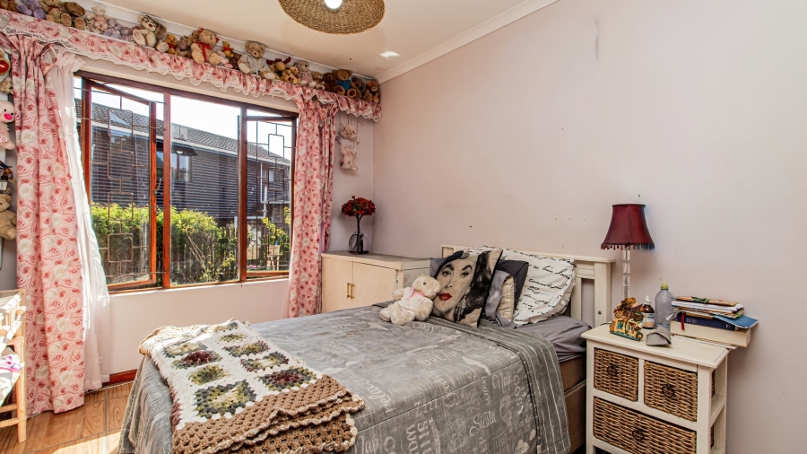 4 Bedroom Property for Sale in Meedingsride Western Cape